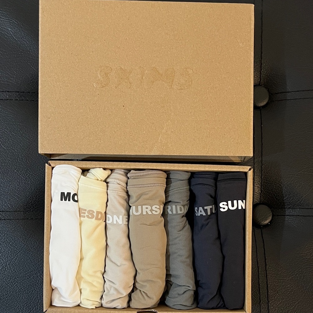 SKIMS Fits Everybody panty pack